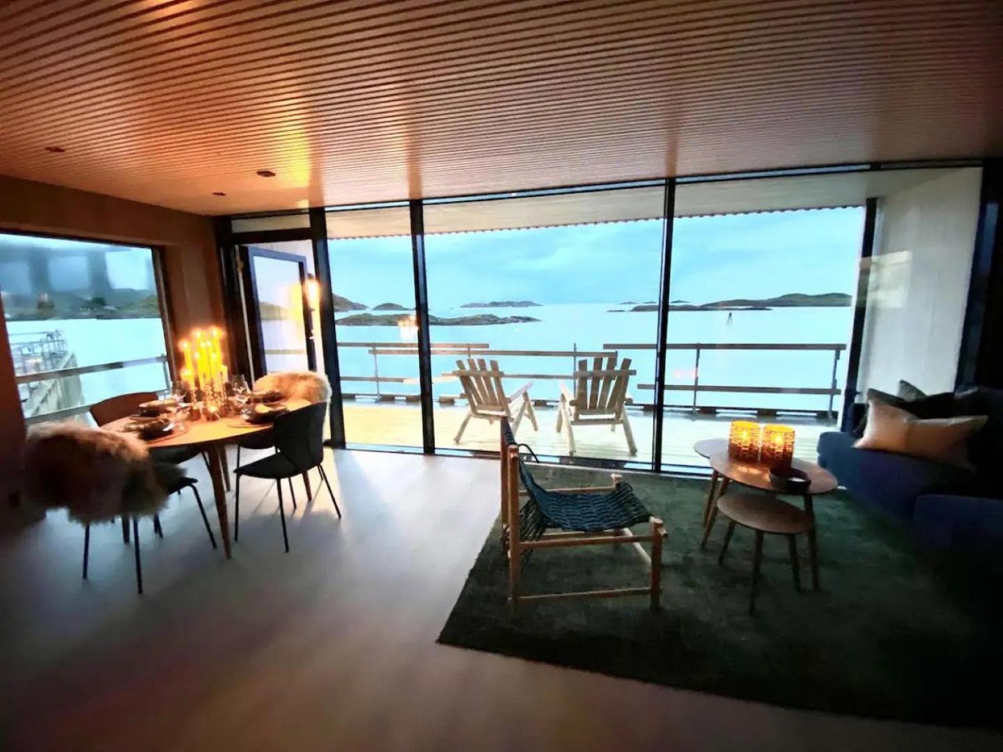 Waterfront Apartment With Panoramic Sea View Henningsvær Exterior foto